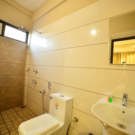 Hotel Priya Kottakkal Ngoại thất bức ảnh