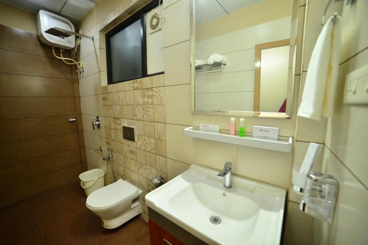 Hotel Priya Kottakkal Ngoại thất bức ảnh